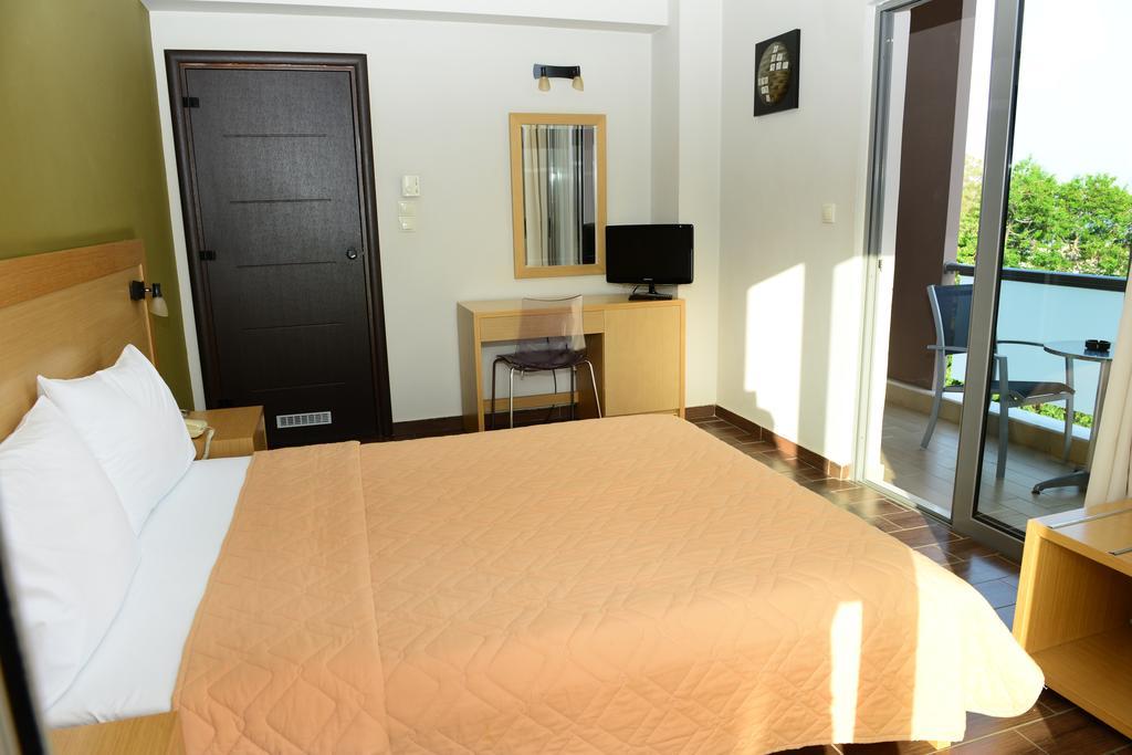 Ionion Hotel Kyparissia Bilik gambar