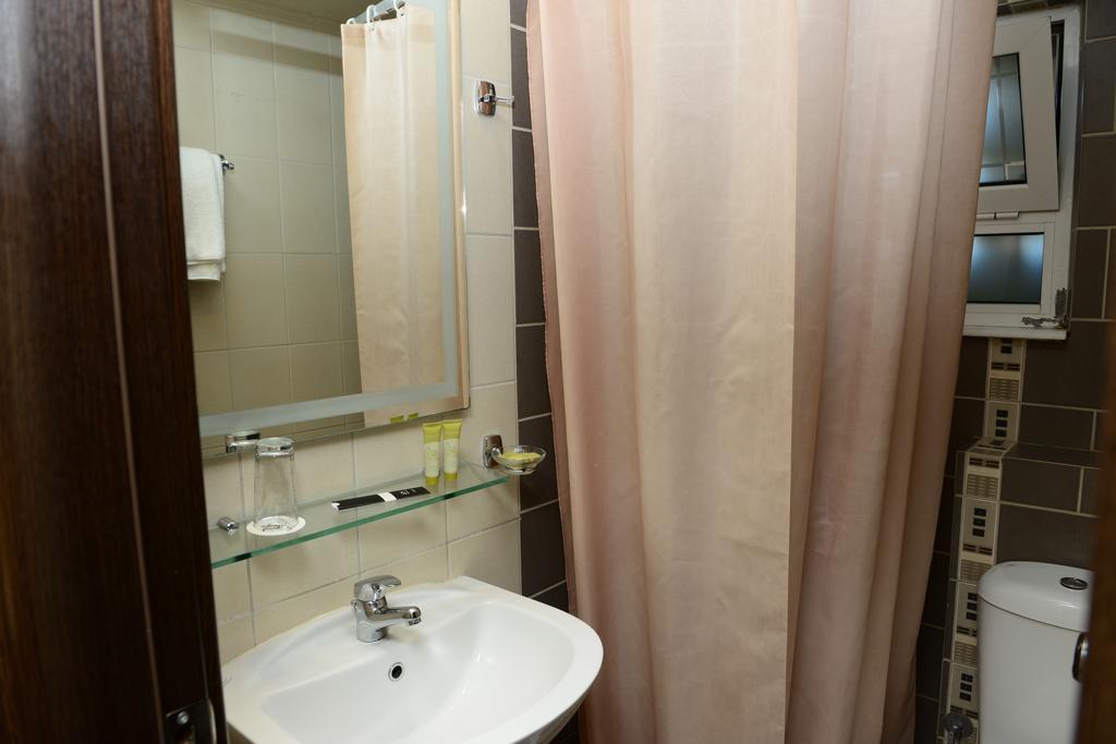 Ionion Hotel Kyparissia Luaran gambar