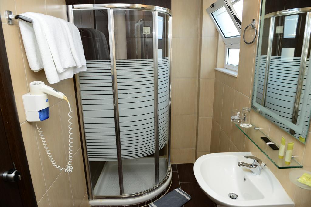 Ionion Hotel Kyparissia Bilik gambar