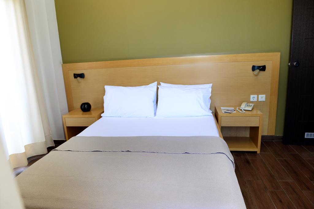 Ionion Hotel Kyparissia Bilik gambar